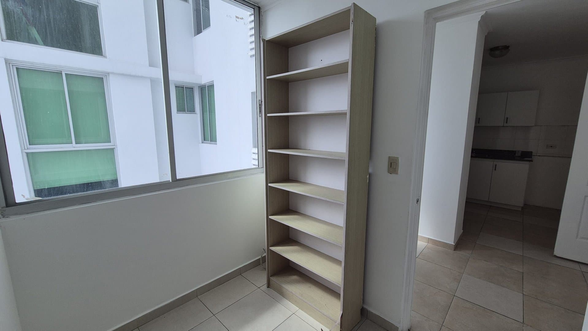 Spacious 3-Bedroom Apartment in Bella Vista, Panama City P-0340 - Image 20