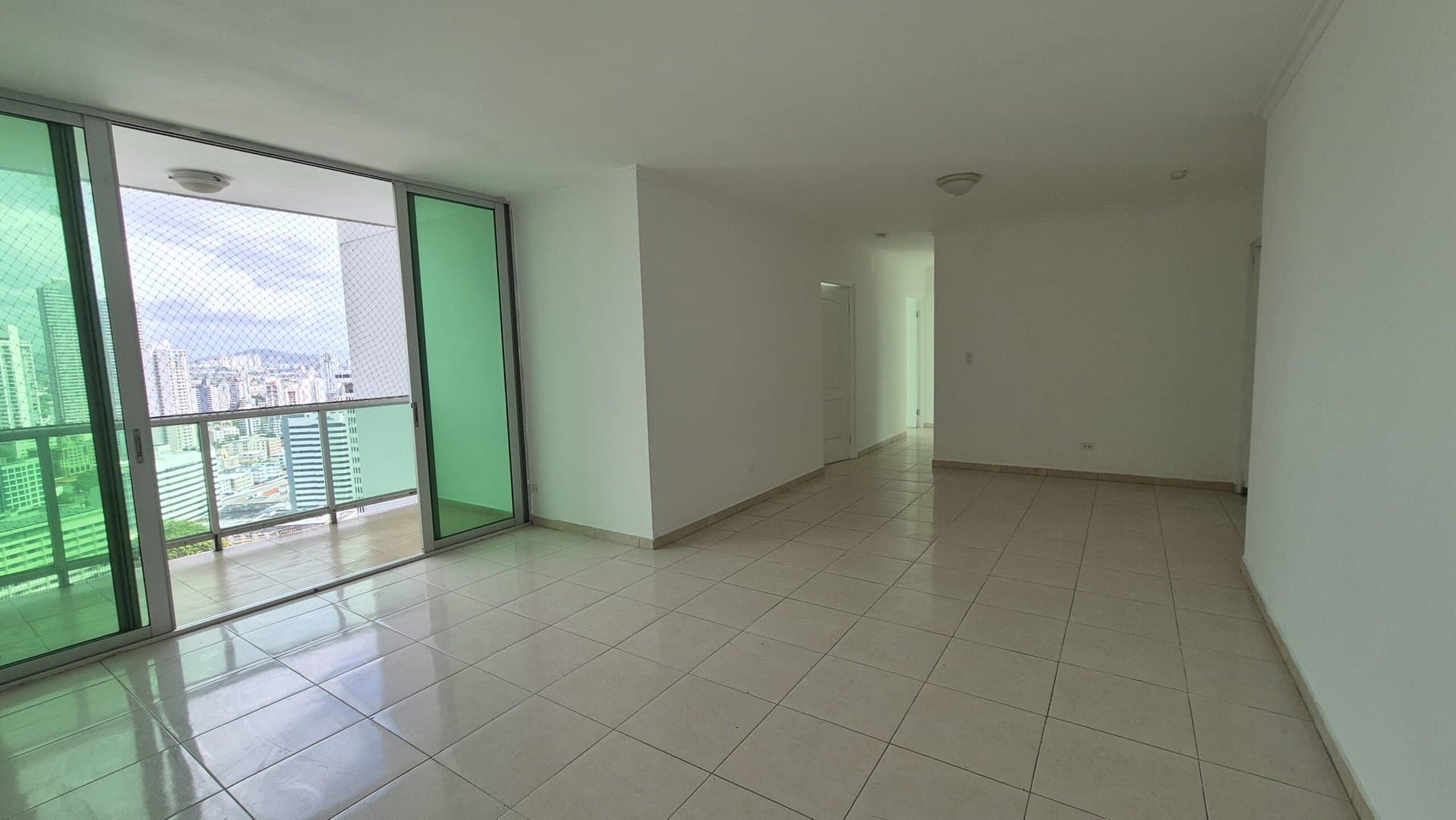 Spacious 3-Bedroom Apartment in Bella Vista, Panama City P-0340 - Image 2