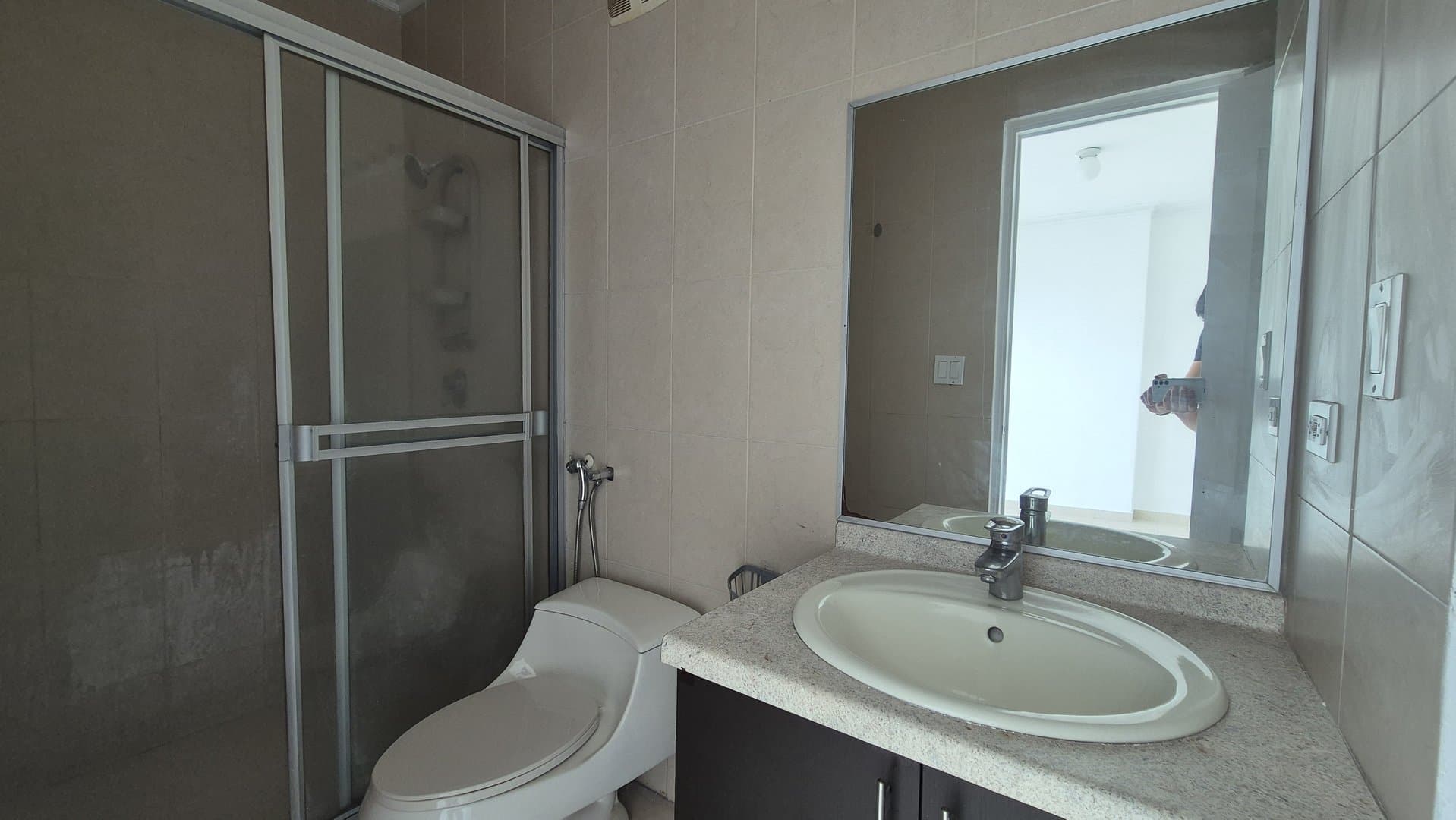 Spacious 3-Bedroom Apartment in Bella Vista, Panama City P-0340 - Image 74