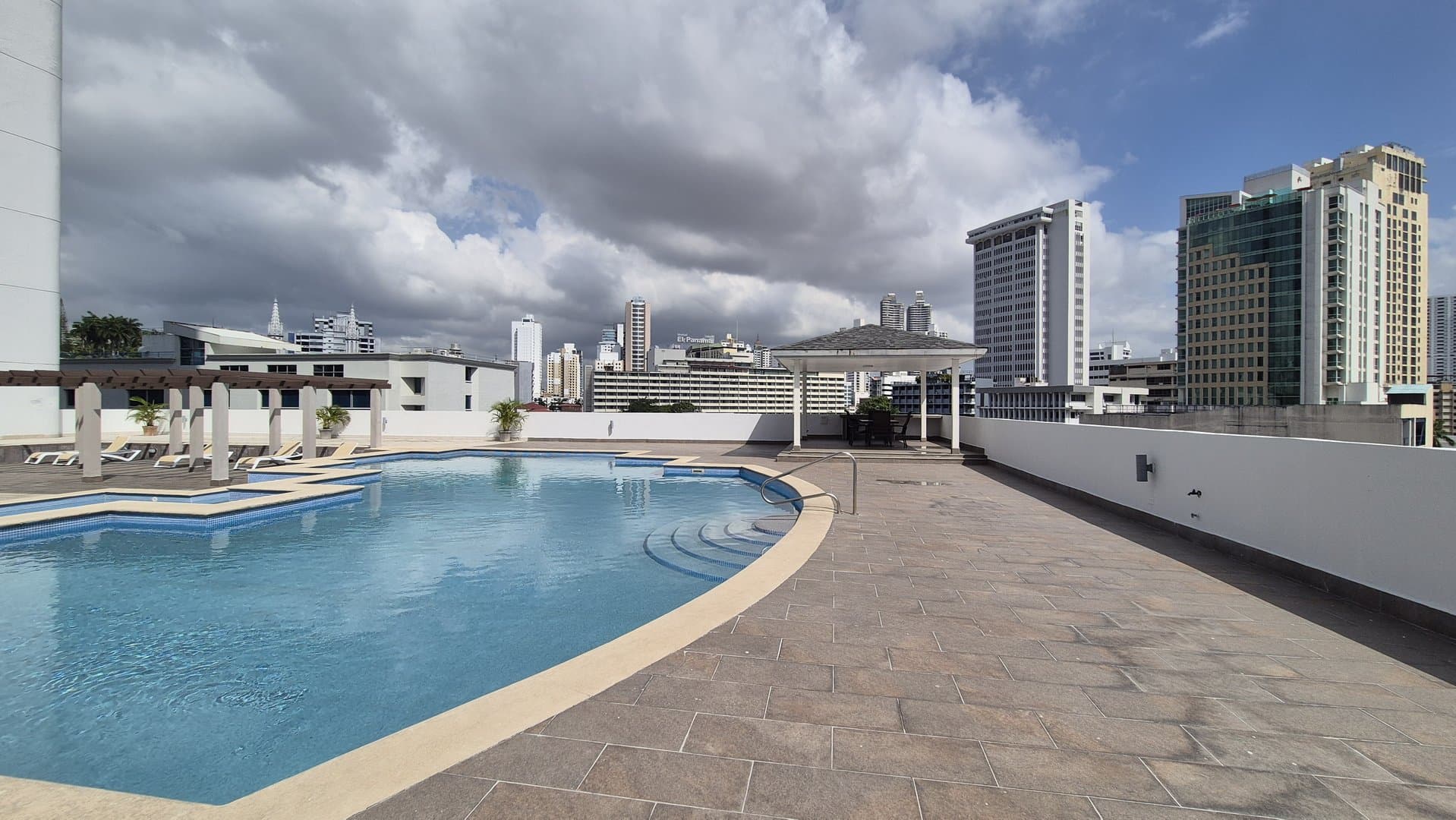 Spacious 3-Bedroom Apartment in Bella Vista, Panama City P-0340 - Image 87