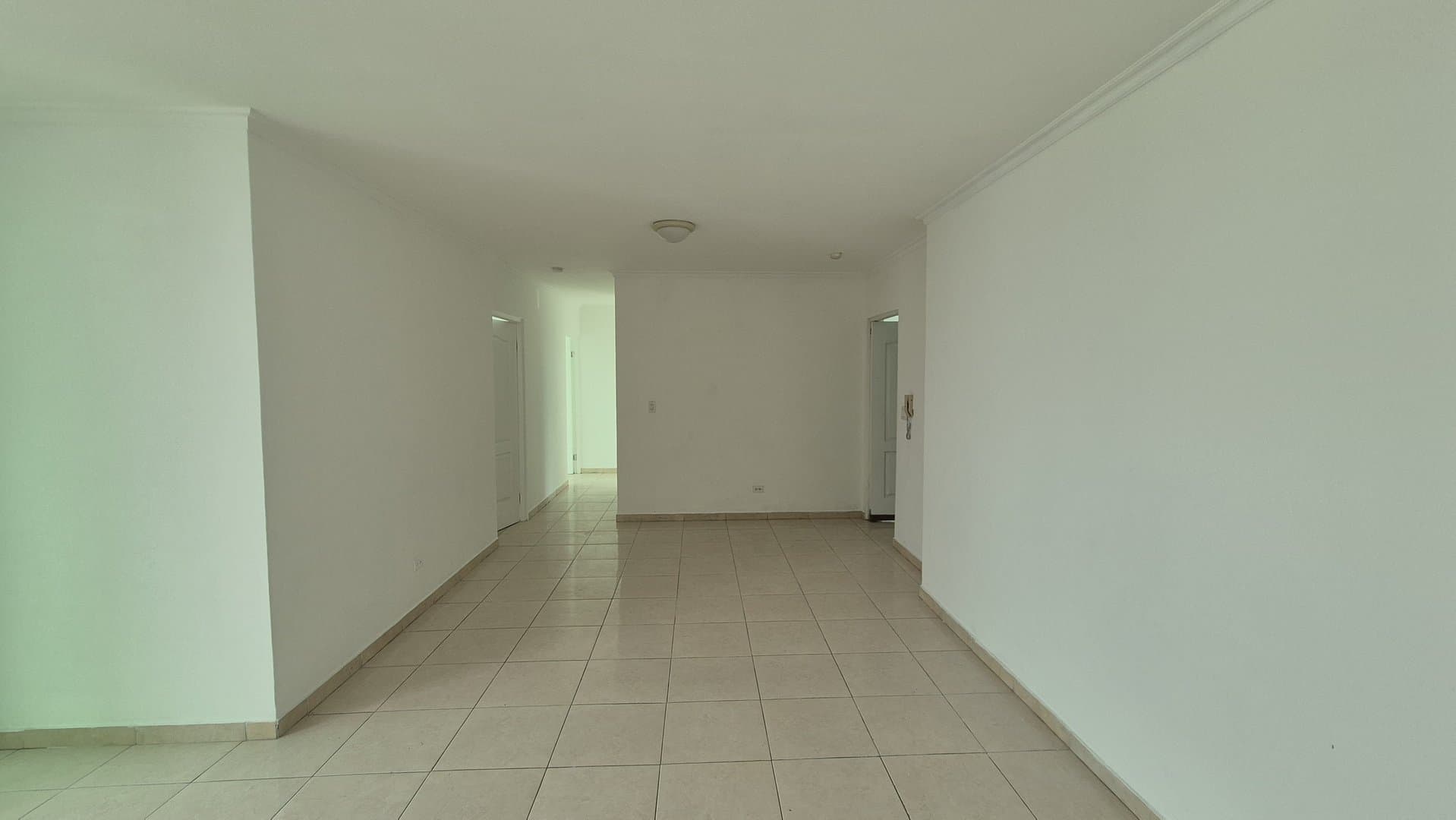 Spacious 3-Bedroom Apartment in Bella Vista, Panama City P-0340 - Image 56