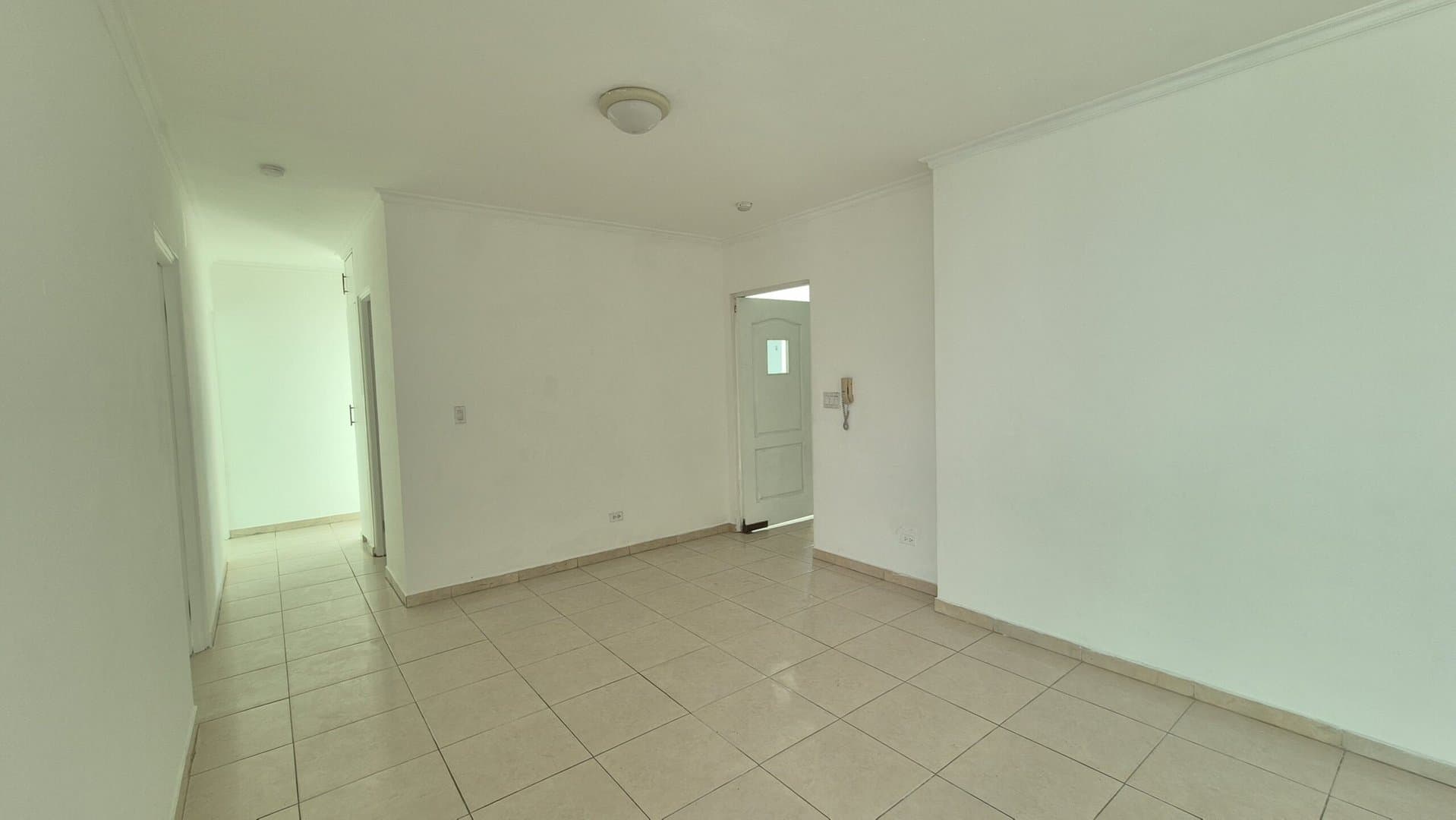 Spacious 3-Bedroom Apartment in Bella Vista, Panama City P-0340 - Image 10