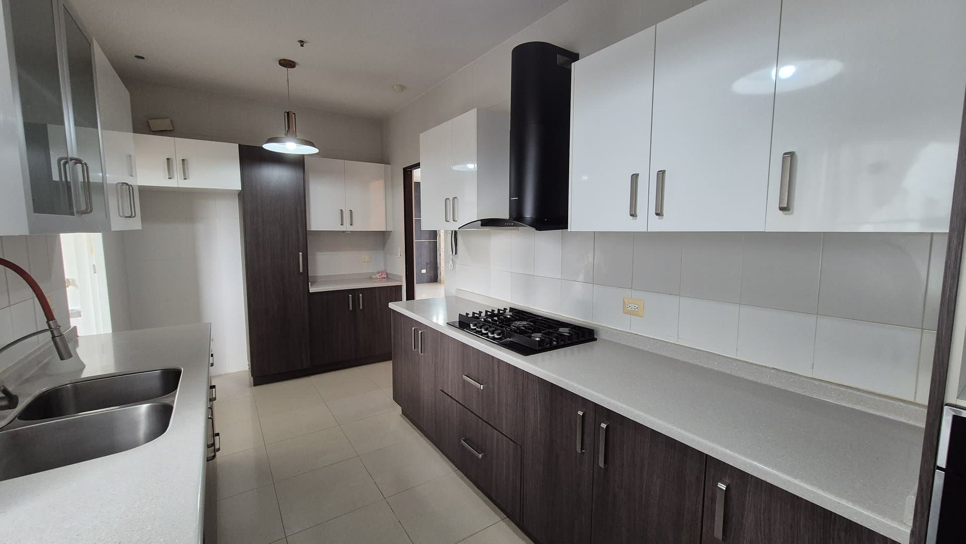 Spacious 3-Bedroom Apartment with Nice View in San Francisco, Panama City P-0352 - Image 58