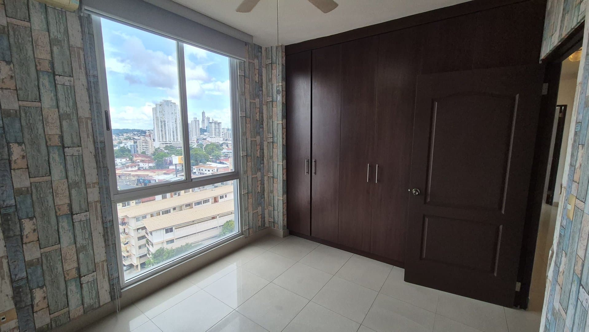 Spacious 3-Bedroom Apartment with Nice View in San Francisco, Panama City P-0352 - Image 18