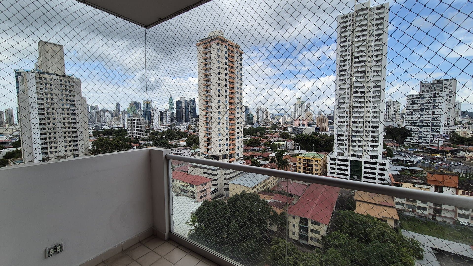 Spacious 3-Bedroom Apartment with Nice View in San Francisco, Panama City P-0352 - Image 78