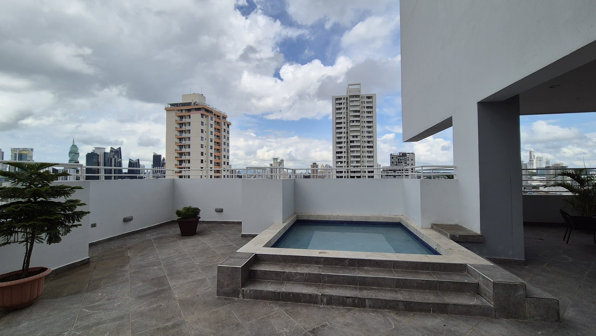 Spacious 3-Bedroom Apartment with Nice View in San Francisco, Panama City P-0352 - Image 85