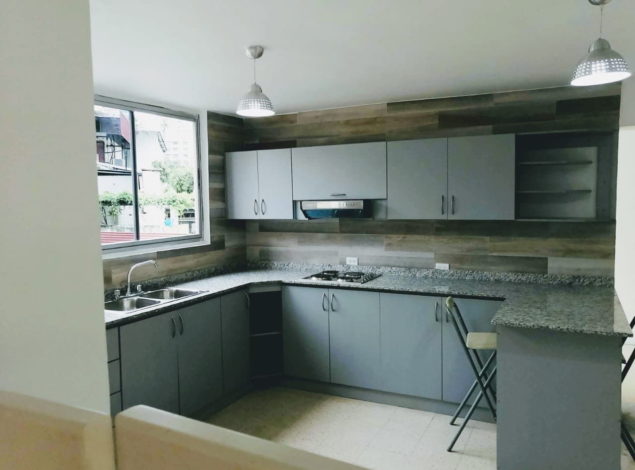 Spacious Apartment FOR SALE in Vía Argentina R-0059 - Image 2