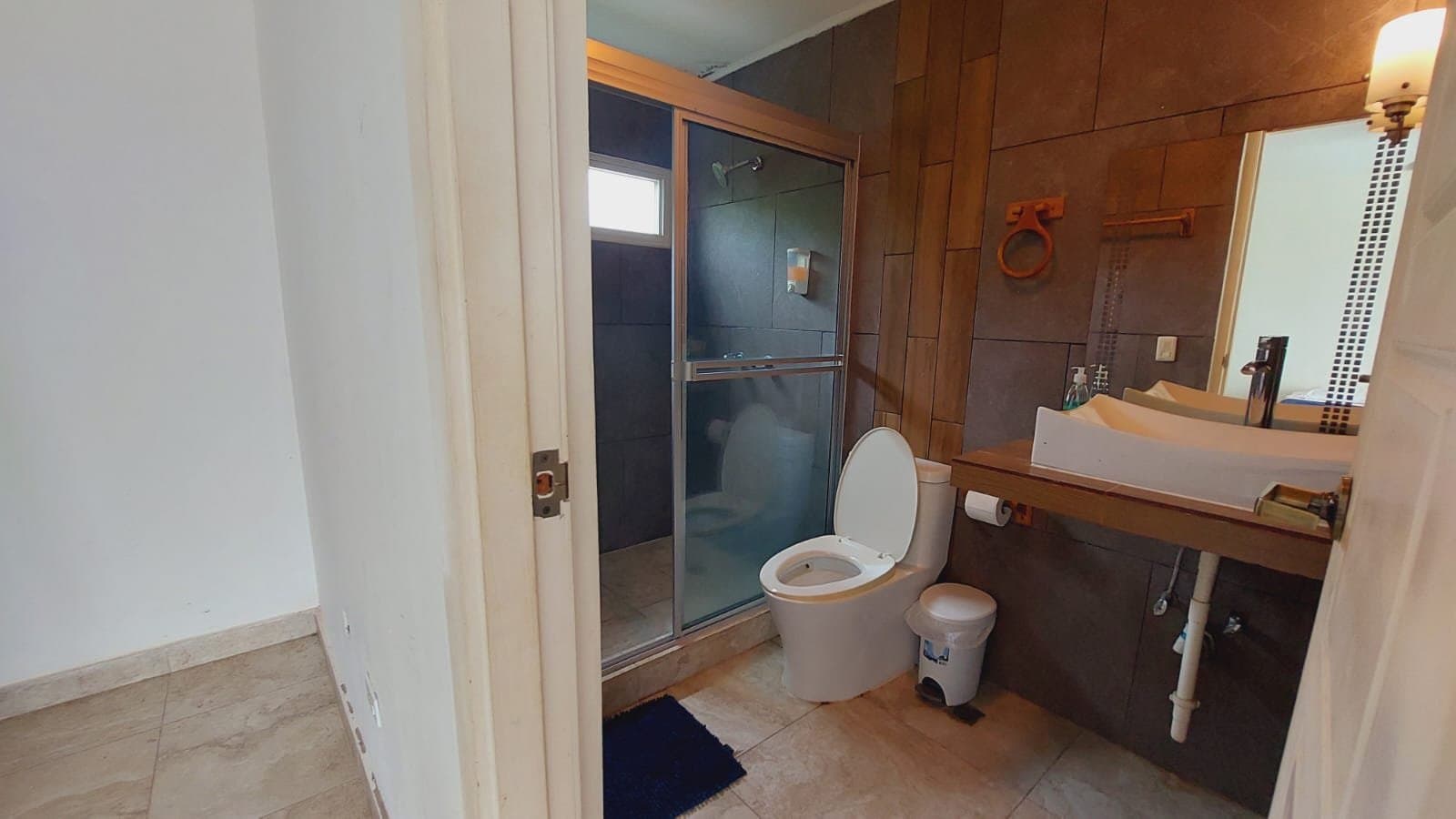 4-Bedroom Beach Home Steps from the Ocean in Malibu Beach, Panama. R-0049 - Image 21