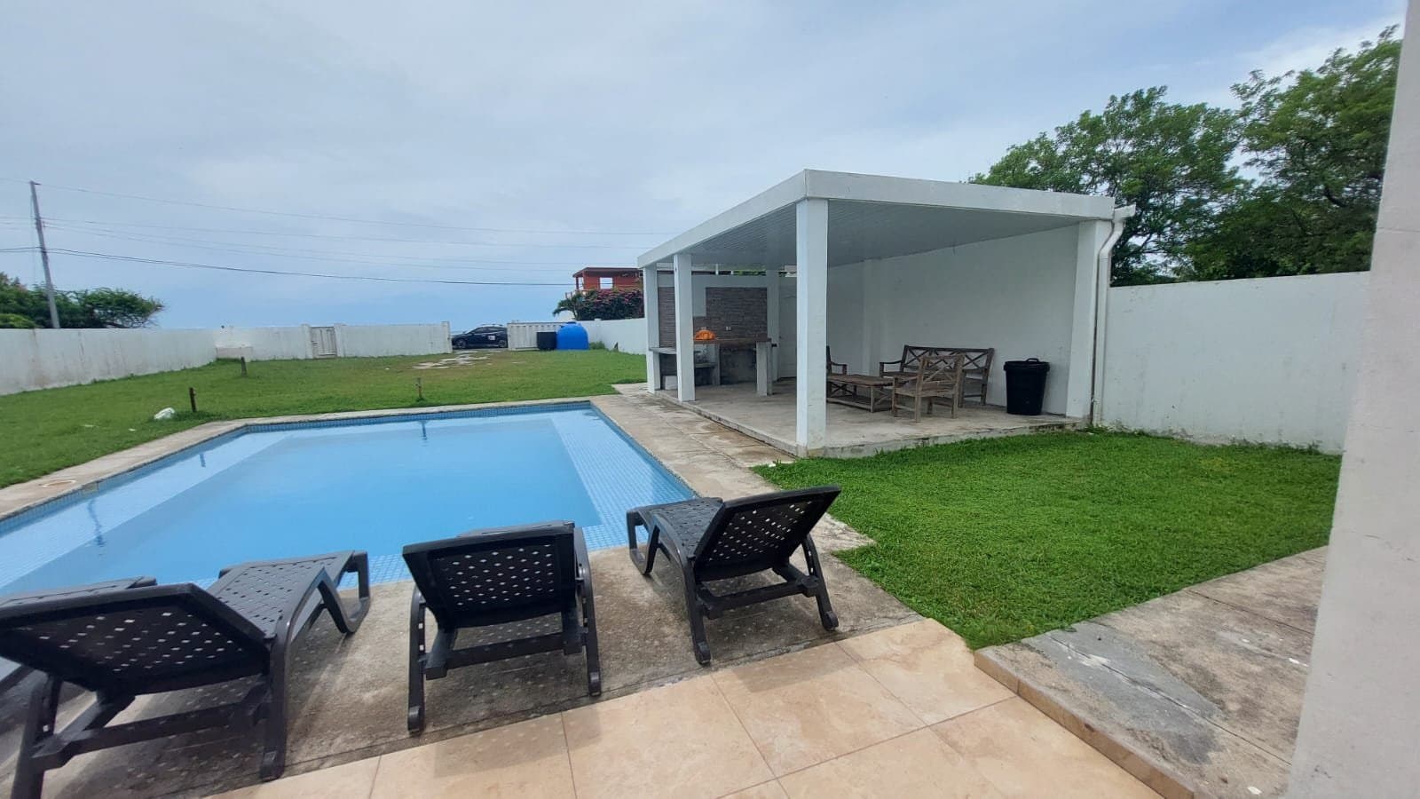 4-Bedroom Beach Home Steps from the Ocean in Malibu Beach, Panama. R-0049 - Image 25